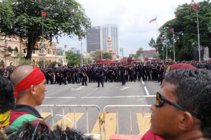 Bersih Protesters and Police